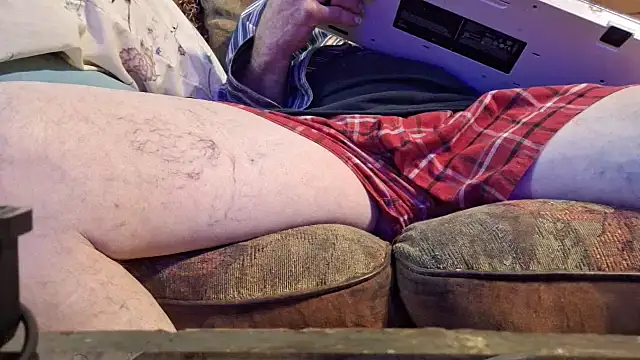 Snapshot of highstepper500 chatting on 22, 10, 2025 highstepper500 online show from 22, 10, 2025