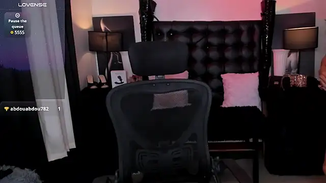 ErinSmith7inches TS online show from 22, 12, 2024