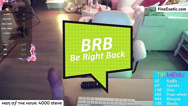 Snapshot of Vesaaa chatting on 14, 3, 2025 Vesaaa online show from 14, 3, 2025