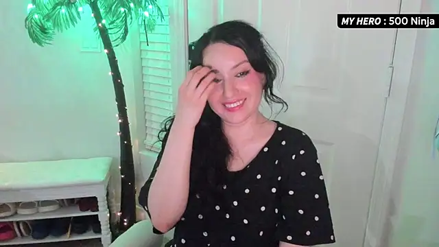 Snapshot of Vesaaa chatting on 18, 10, 2025 Vesaaa online show from 18, 10, 2025