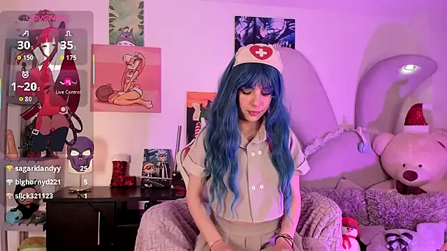 Snapshot of lolaaa_bunny1 chatting on 14, 12, 2025 lolaaa bunny1 online show from 14, 12, 2025