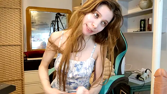 Snapshot of Miaelis chatting on 24, 4, 2026 Miaelis online show from 24, 4, 2026