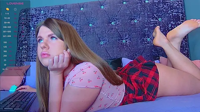 NoraBigAss online show from 21, 3, 2025