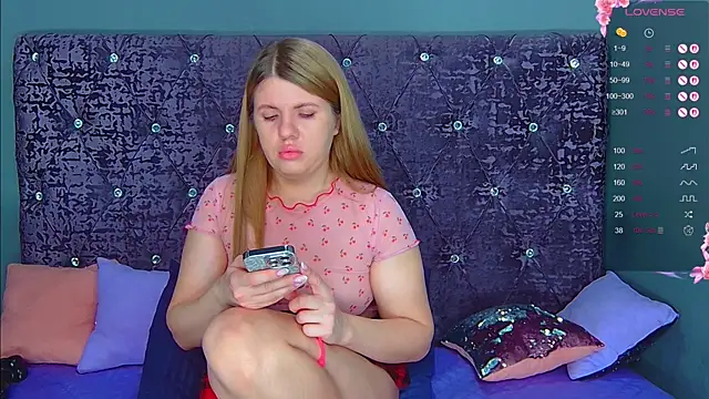 NoraBigAss online show from 13, 1, 2026