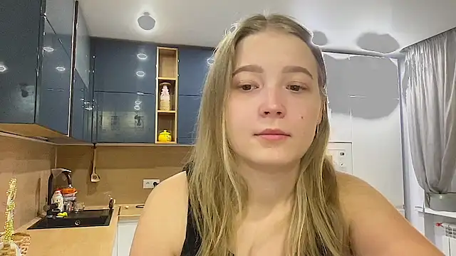 CharmingSarah online show from 12, 9, 2025