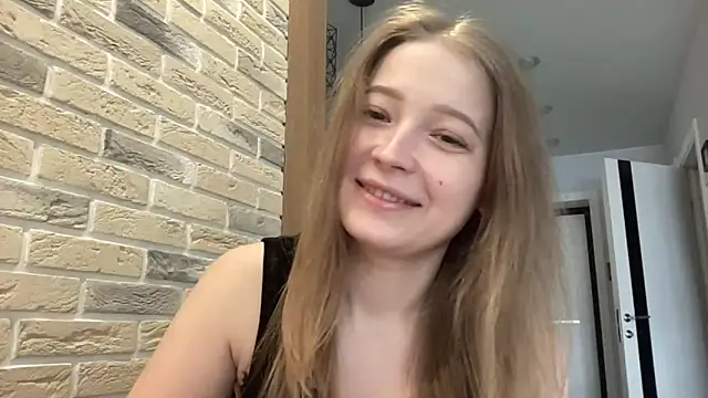 CharmingSarah online show from 25, 4, 2026