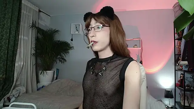 Snapshot of NicoleCortez chatting on 3, 10, 2025 NicoleCortez online show from 3, 10, 2025