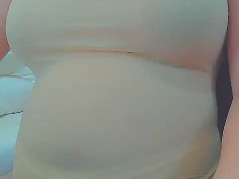 Snapshot of keepmepregnantT chatting on 8, 6, 2026 keepmepregnantT online show from 8, 6, 2026