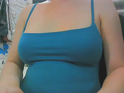 Snapshot of keepmepregnantT chatting on 4, 7, 2026 keepmepregnantT online show from 4, 7, 2026