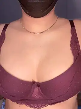 Snapshot of Amber-Queen chatting on 15, 1, 2025 Amber-Queen online show from 15, 1, 2025