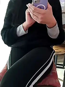 SHARONRodrig online show from 21, 1, 2025