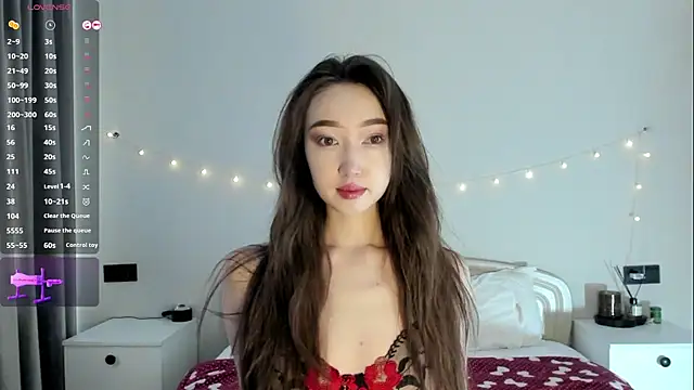 Snapshot of _luna_022 chatting on 24, 10, 2025 luna 022 online show from 24, 10, 2025