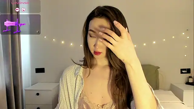 Snapshot of _luna_022 chatting on 14, 11, 2025 luna 022 online show from 14, 11, 2025