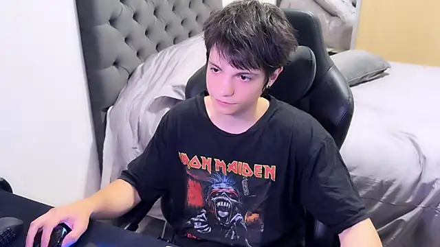 SasukeUhchiaa online show from 22, 2, 2025