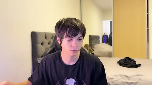 SasukeUhchiaa online show from 19, 3, 2025