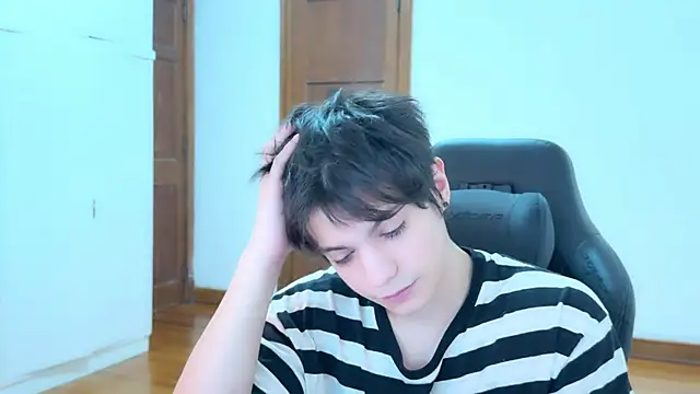 SasukeUhchiaa online show from 14, 9, 2025