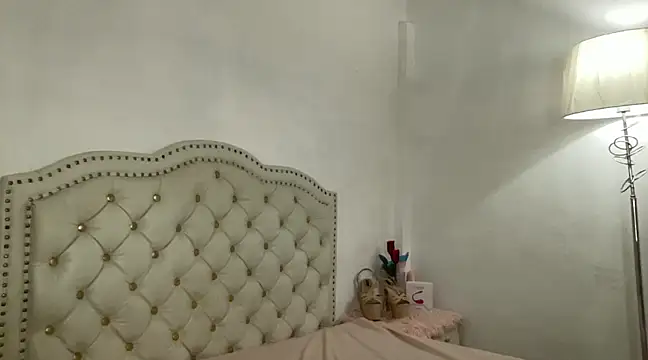 Ts glamxxxx online show from 10, 1, 2025