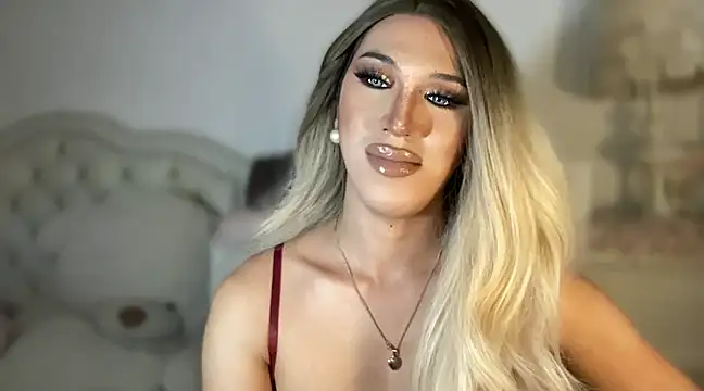 Ts glamxxxx online show from 21, 3, 2025