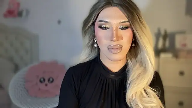 Ts glamxxxx online show from 1, 10, 2025