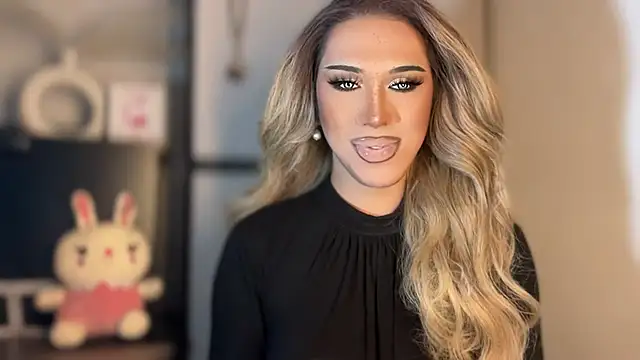 Ts glamxxxx online show from 20, 11, 2025