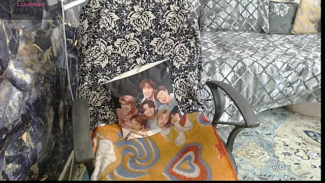 Snapshot of sexyrihana1 chatting on 12, 9, 2025 sexyrihana1 online show from 12, 9, 2025