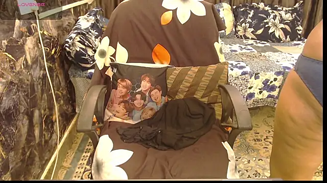 Snapshot of sexyrihana1 chatting on 29, 10, 2025 sexyrihana1 online show from 29, 10, 2025