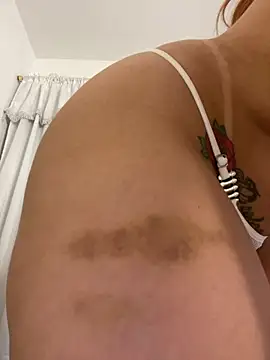 ALISSON FOXXX1 online show from 8, 3, 2025