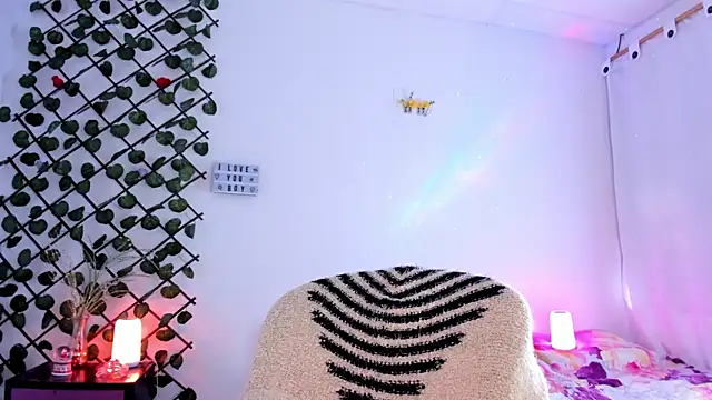 Snapshot of cailynhot chatting on 22, 2, 2026 cailynhot online show from 22, 2, 2026