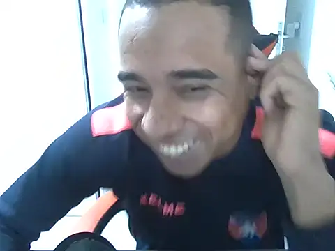 Juninho10c online show from 18, 11, 2025