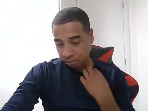 Juninho10c online show from 21, 11, 2025