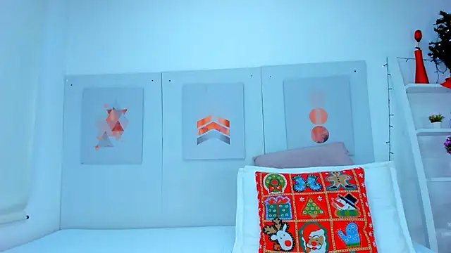 AlessiaMarcu- online show from 11, 12, 2024