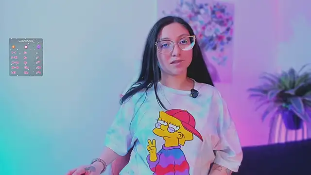 Snapshot of lucy_neil chatting on 5, 12, 2025 lucy neil online show from 5, 12, 2025