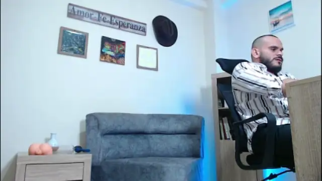 cowboyht online show from 14, 4, 2026