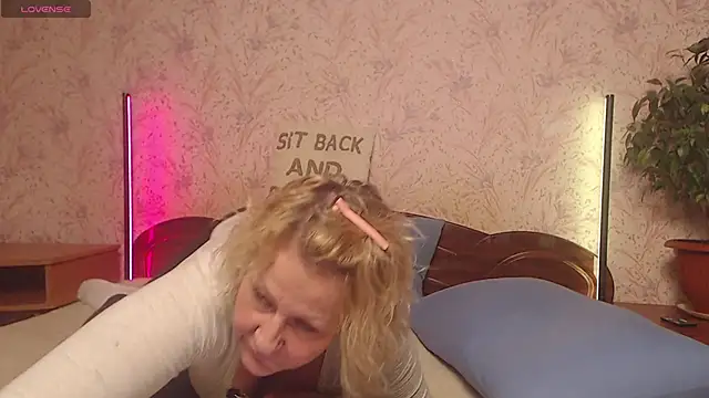 Snapshot of sladost777 chatting on 7, 12, 2024 sladost777 online show from 7, 12, 2024