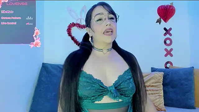 Snapshot of yelenaowens chatting on 10, 2, 2025 yelenaowens online show from 10, 2, 2025