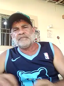 Snapshot of Peludo173317 chatting on 21, 11, 2025 Peludo173317 online show from 21, 11, 2025