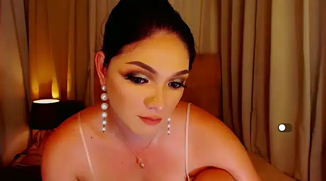 Snapshot of mistressseductionleah chatting on 5, 12, 2024 mistressseductionleah online show from 5, 12, 2024