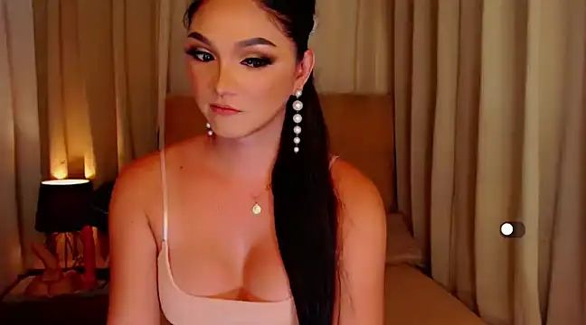 Snapshot of mistressseductionleah chatting on 15, 1, 2025 mistressseductionleah online show from 15, 1, 2025