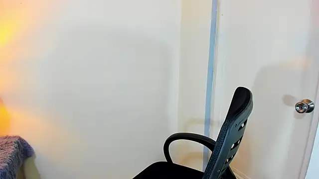 FuckDollNicky online show from 25, 10, 2025