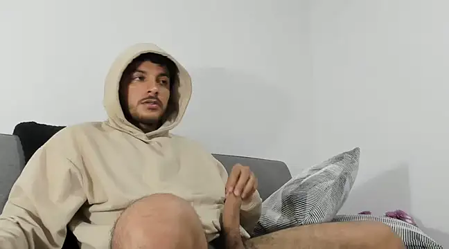 tuyo1995 online show from 16, 12, 2024