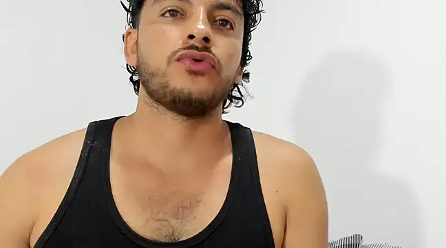 tuyo1995 online show from 20, 12, 2024