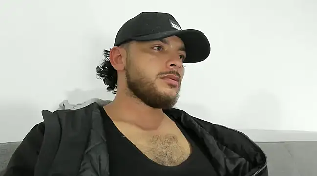 tuyo1995 online show from 6, 2, 2025