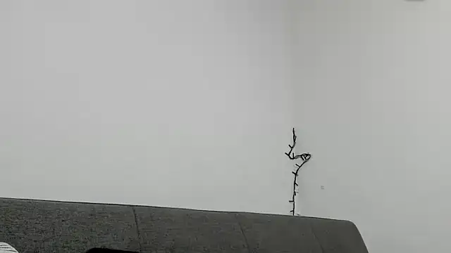 tuyo1995 online show from 18, 2, 2025