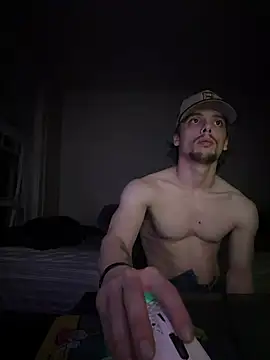 Snapshot of trippyski chatting on 18, 4, 2026 trippyski online show from 18, 4, 2026