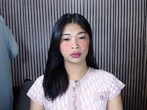 Maria-Moore online show from 6, 11, 2025