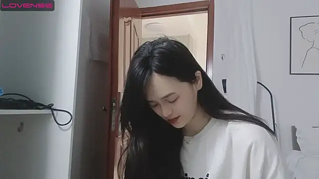 Snapshot of QiuPeiPeimmm chatting on 12, 2, 2025 QiuPeiPeimmm online show from 12, 2, 2025