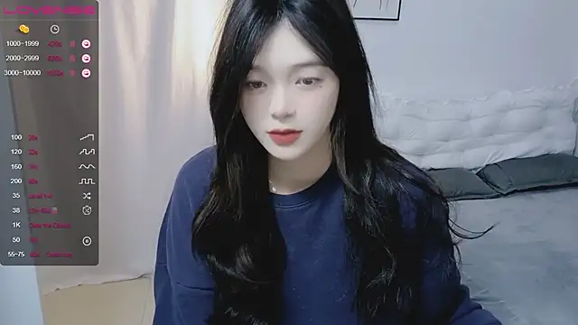 Snapshot of QiuPeiPeimmm chatting on 19, 2, 2025 QiuPeiPeimmm online show from 19, 2, 2025