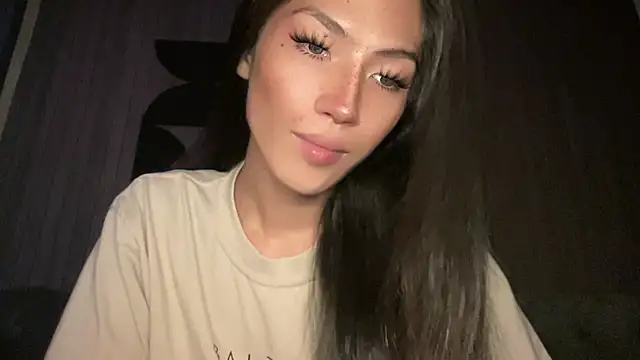 Bella Gordon online show from 19, 9, 2025