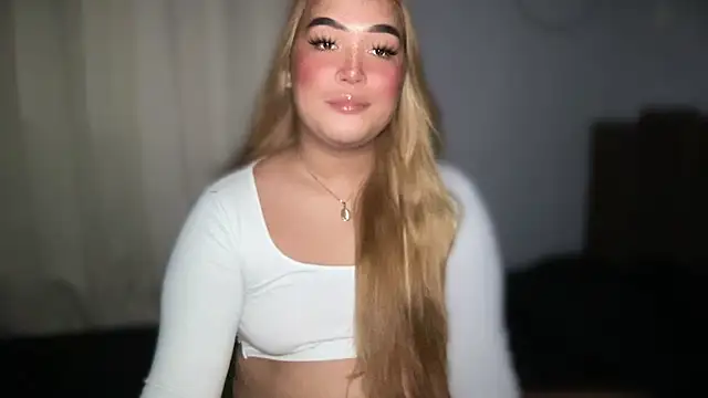 Snapshot of MissCataleyaxxx chatting on 16, 10, 2025 MissCataleyaxxx online show from 16, 10, 2025