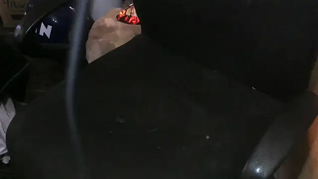 Snapshot of troyztrickz chatting on 8, 2, 2026 troyztrickz online show from 8, 2, 2026